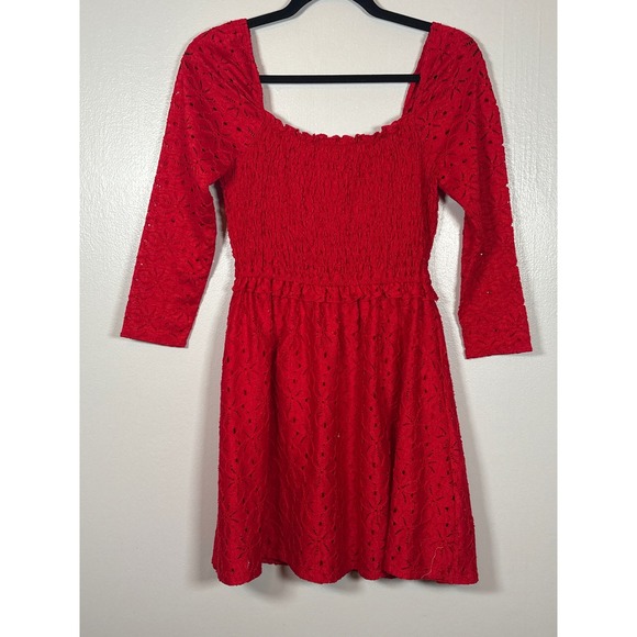 Francesca's Dresses & Skirts - Francescas Mi Ami Red Eyelet Lace Smocked Mini Dress 3/4 Sleeve Women's M